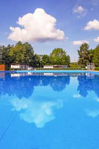 Freibadöffnung 2021 © Karen Hartung Schwimmbadsaison2020