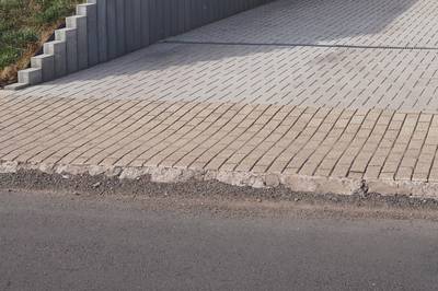 Beispielfoto © Bauverwaltung gehweg1