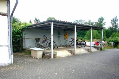 Alte Fahrradabstellanlage am Bahnhof Gerstungen © Gemeinde radabstellanlage am bahnhof gerstungen foto gemeinde gerstungen