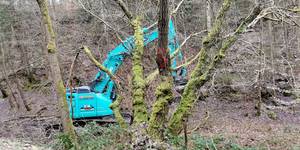 Erste Arbeiten im Rahmen der Notmaßnahme beginnen ©Daniel Steffan erstebaggerarbeitentrasse