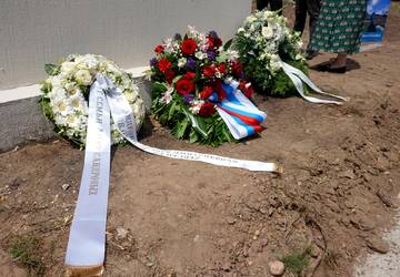 Kranzniederlegungen © Karen Hartung