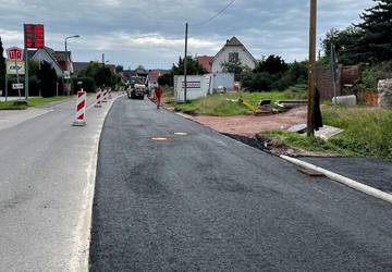 Herstellung der Straßenoberflächen in der Hagelgasse und Friedensteinstraße © S. Ziehn 2023 08 24 Asphalteinbau F Stra├ƒe 2023 (2)