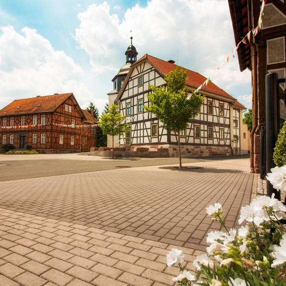 Dorfplatz in Neustädt Dorfplatz in Neustädt